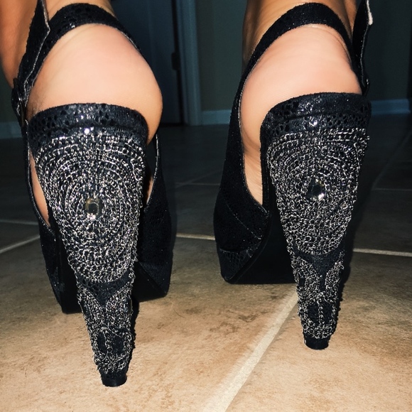 Not Rated - Picture 3 of 3